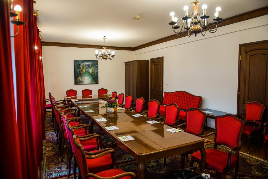 Hotel Grand Valjevo Exteriér fotografie